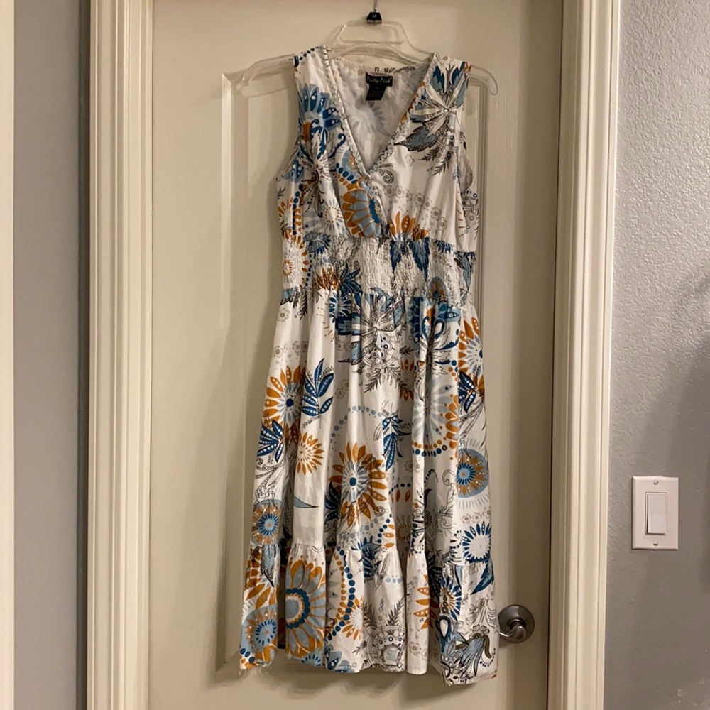 Floral print sleeveless dress - size Medium
